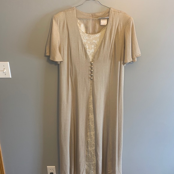 Champagne dress w/ damask insert ,18 - Picture 8 of 10